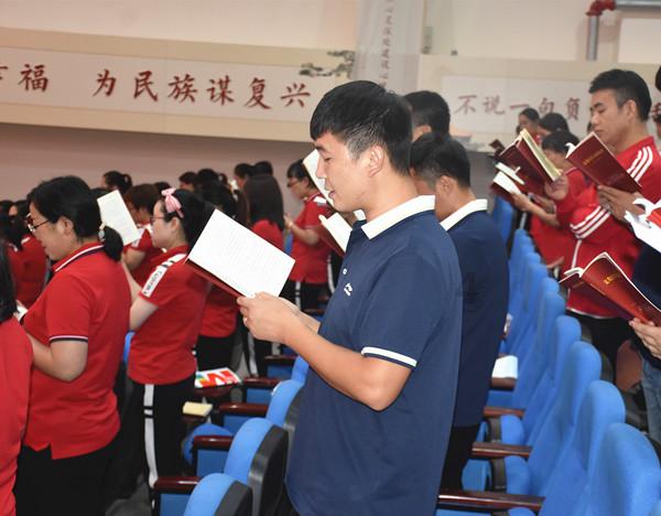 发现更多有趣的话题、热点和讨论 - 墓地价贵过房价,殡葬业这门生意有多赚钱?红迪网
